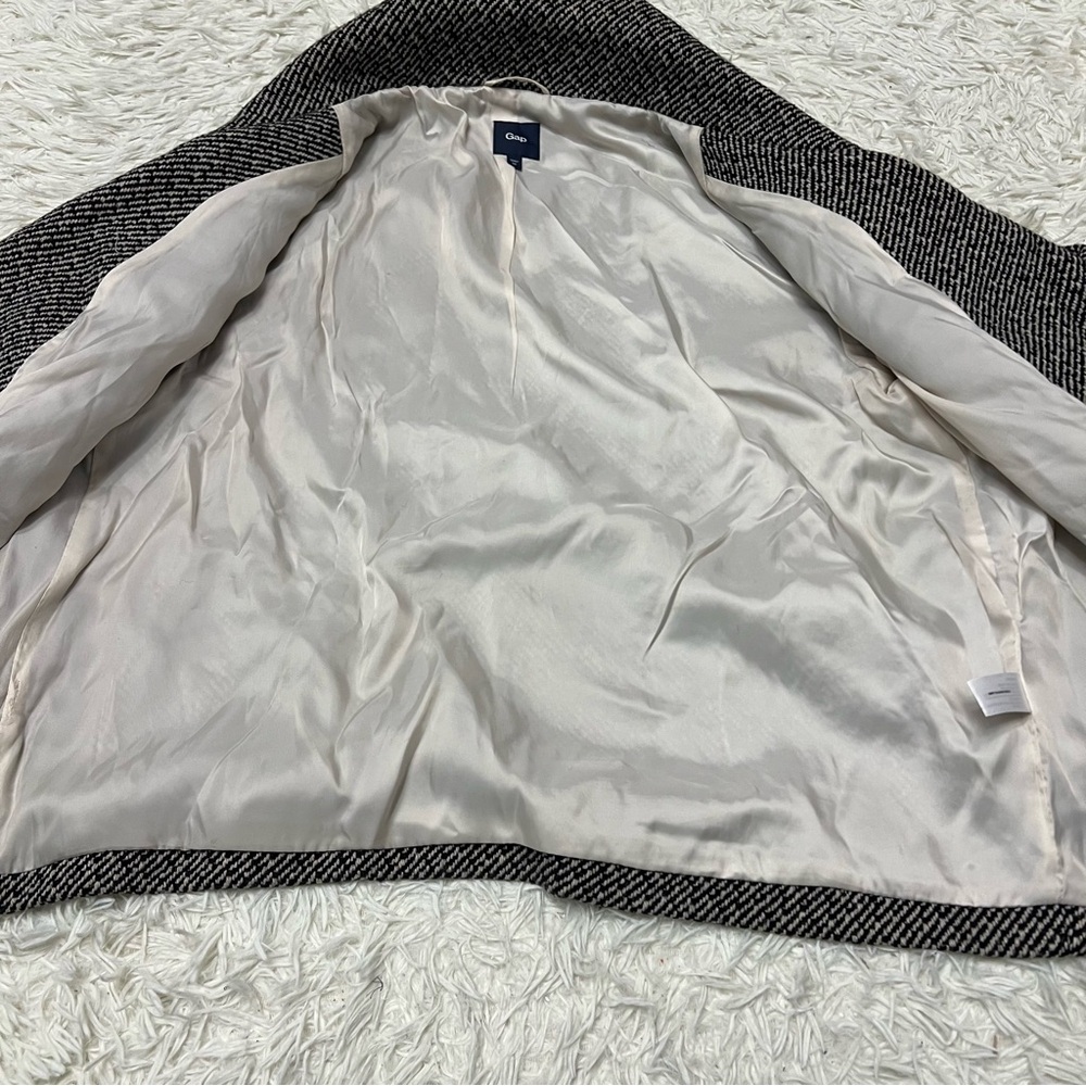 Gap Women's Black & White Jacket Size 12 Wool Blend Cowl unworn w/ small defects - Picture 6 of 12